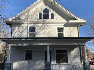 3098 R St, Lincoln, NE 68503