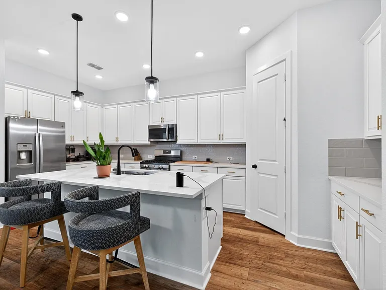 1514 Park Path Dr — Photo 13