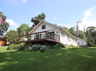 4635 Plummers Point Rd, Oshkosh, WI 54904