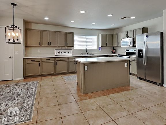2nd image of 6173 S Bell Pl