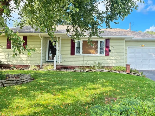 1812 Marrose Dr, Lancaster, OH 43130