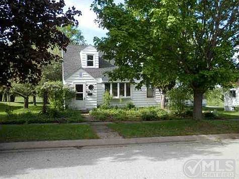 1st image of 820 Harrison Ave