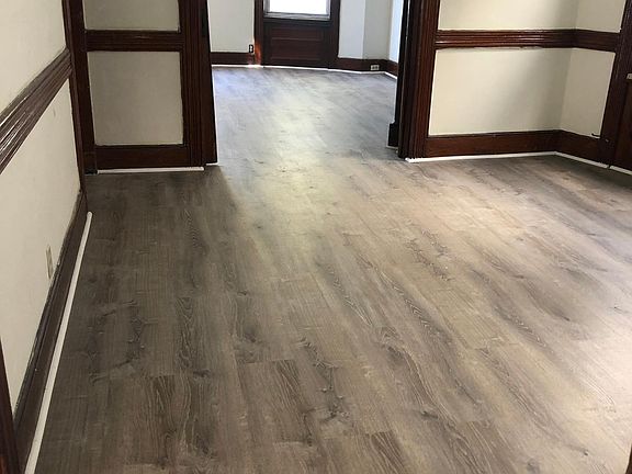 2nd image of 4 Duncan Ct #2