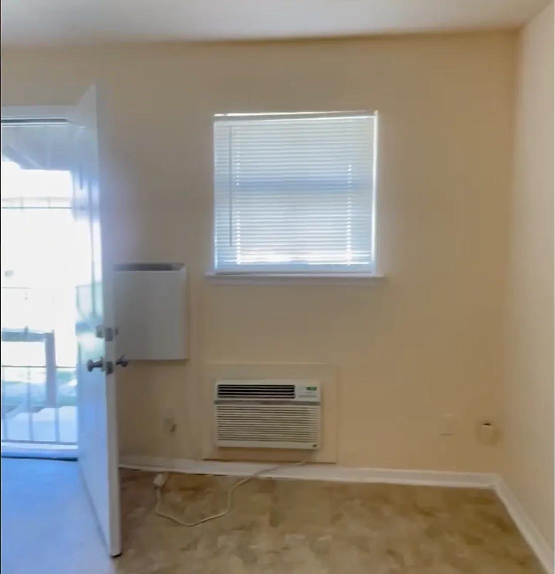 1 bed, 500 sqft, $775 — Photo 1