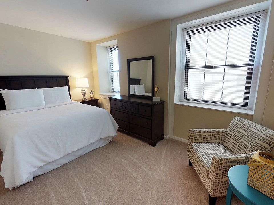 The Calvert - Bedroom
