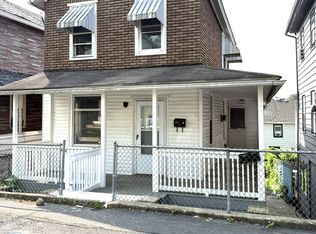 472 2nd St #2, Plymouth, PA 18651