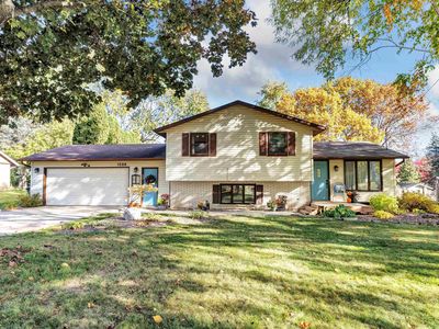 1680 Cormier Rd, Green Bay, WI, 54313