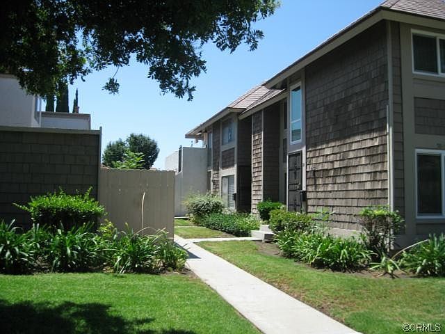 1st image of 52 Elksford Ave