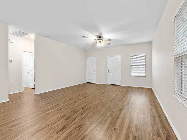 2537 Forgetmenot Ln — Photo 14