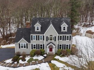 11 Roosevelt Ln, Hopkinton, MA 01748