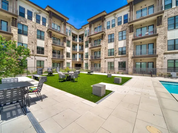 2700 Old Denton Rd Unit 3325, Carrollton, TX 75007