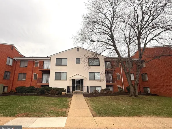 125 Driveway Clubhouse Q, Leesburg, VA 20175