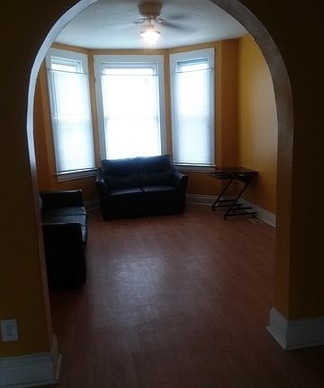 2nd image of 7919 S Muskegon Ave #1