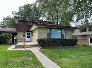 10155 W Cleveland Ave #10155, Milwaukee, WI 53227