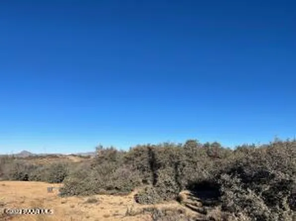 7580 W Stevenage Ln, Kirkland, AZ 86332