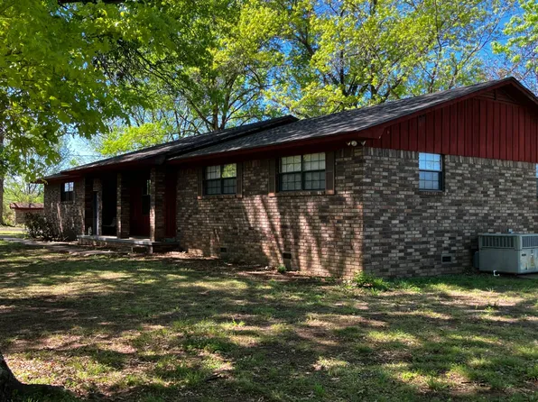 208 Brewer, Heavener, OK 74937
