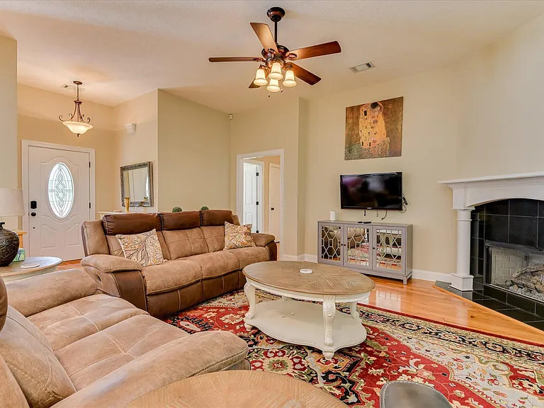 809 Rutledge Rd SW — Photo 11