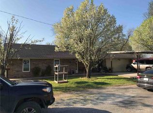 701 S 2nd St, Davis, OK 73030