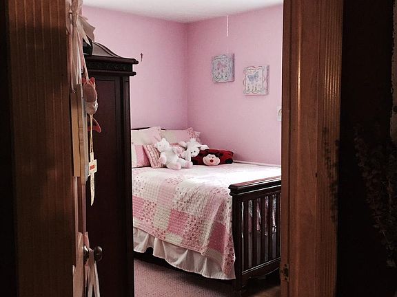 Larger bedroom