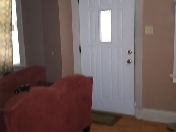 4th image of 91 Ehrman Ave