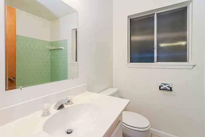 9 Hillcrest St — Photo 16