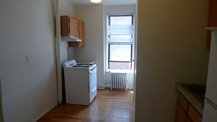 Rented by Realtyrite | media 33