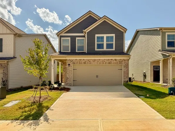 2616 Stokes Dr, Opelika, AL 36804