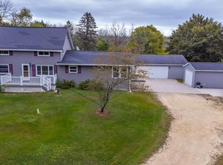 N1953 Dewitt Rd, Oostburg, WI 53070