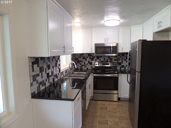 3rd image of 4488 Knoop Ave