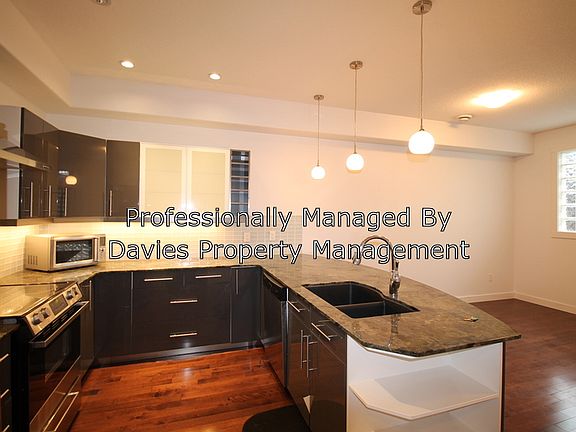 5th image of 10806 83rd Ave NW #6