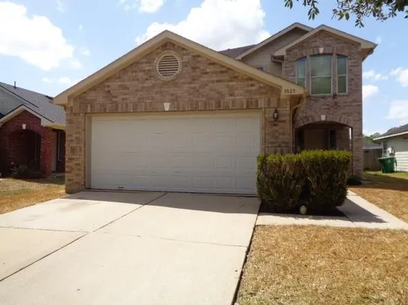 5523 Violet Path Ln, Houston, TX 77085