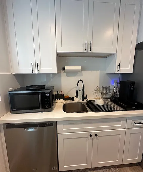 465 S Le Doux Rd #6 — Photo 19