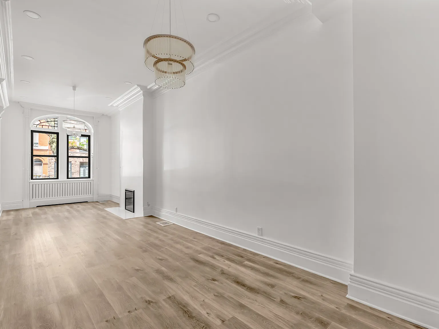128 Manhattan Avenue — Photo 3