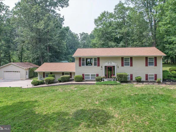 2756 Church Ln, Taneytown, MD 21787