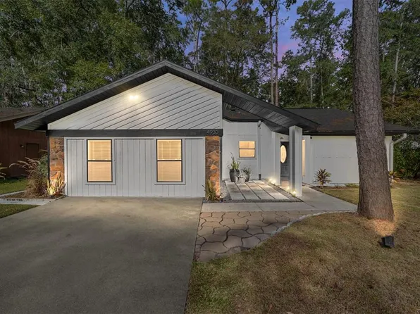 4930 NW 37th Pl, Gainesville, FL 32606