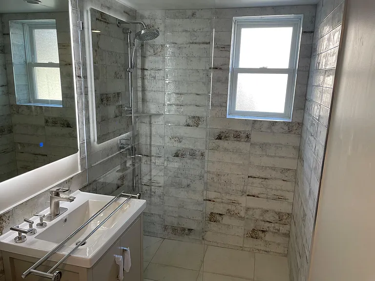 1062 Sanchez St #B — Photo 8