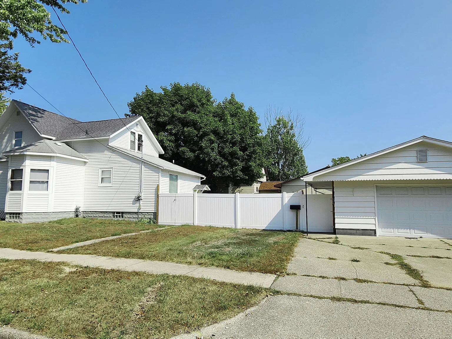 703 Hopkins Street - 1 — Photo 2