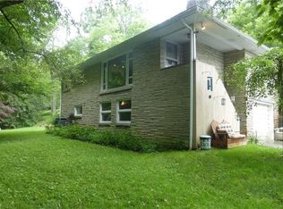 701 Woodland Rd, Bradfordwoods, PA 15015
