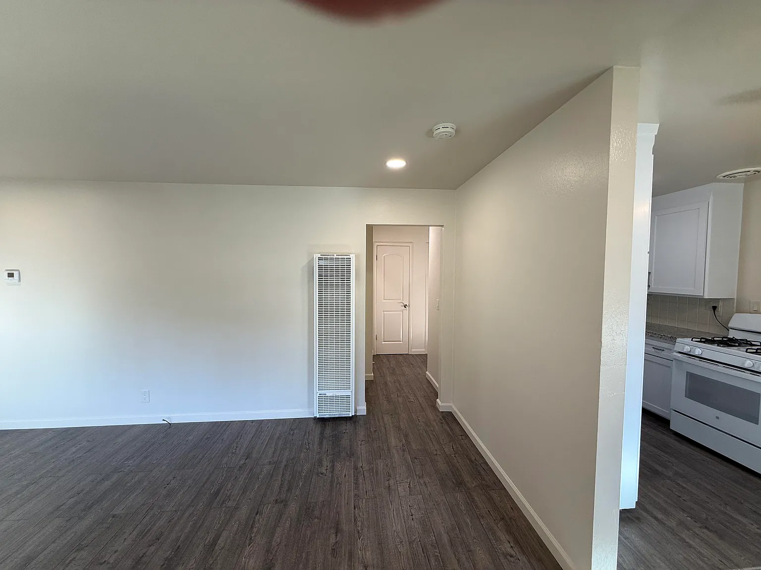 1 bed, $2,695 — Photo 4