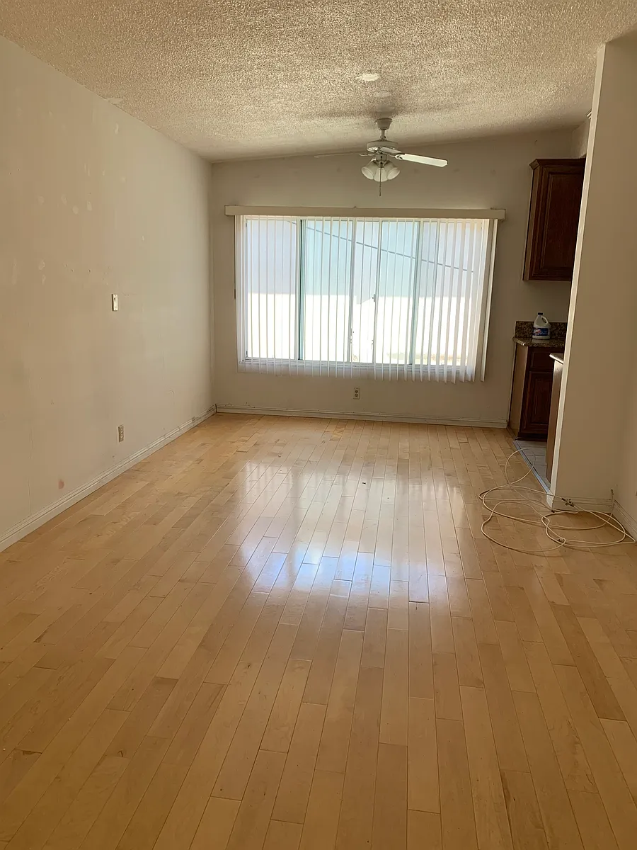 Building Photo - 3545 Jasmine Ave #10