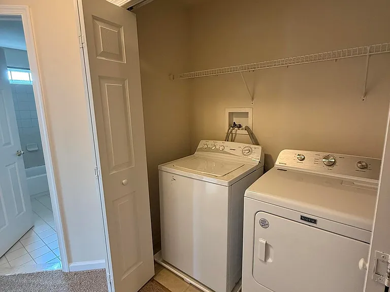 860 Main St — Photo 14