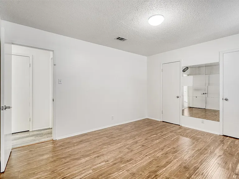 6601 Skycrest Dr — Photo 22