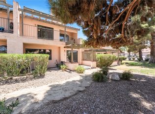 2716 Laguna Shores Ln, Las Vegas, NV 89121