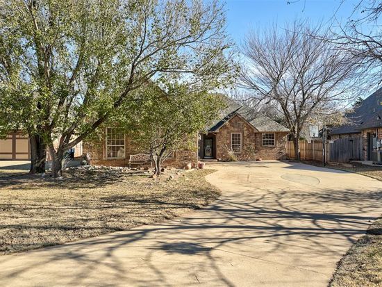 2812 Mirage St, Yukon, OK 73099