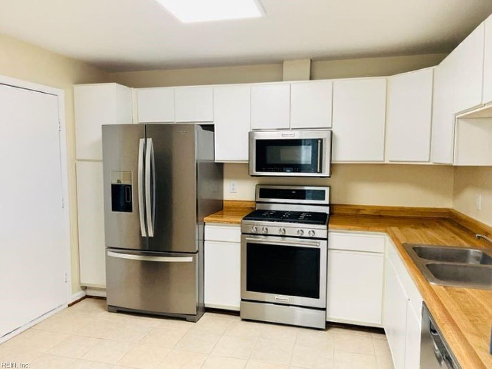 2nd image of 1742 Unicorn Dr