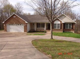 31 Christina Dr, Pevely, MO 63070