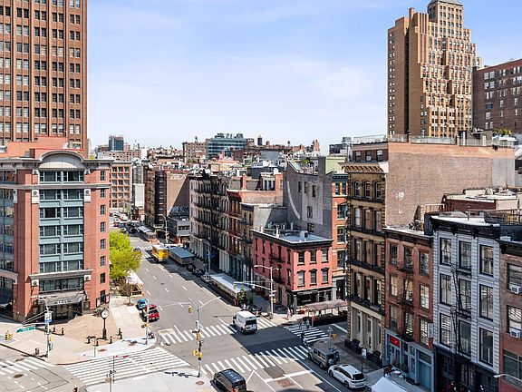 4th image of 100 Franklin St Penthouse S