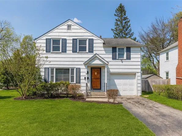 155 Lattimore Rd, Rochester, NY 14620