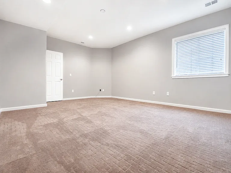 6133 Umber St — Photo 33