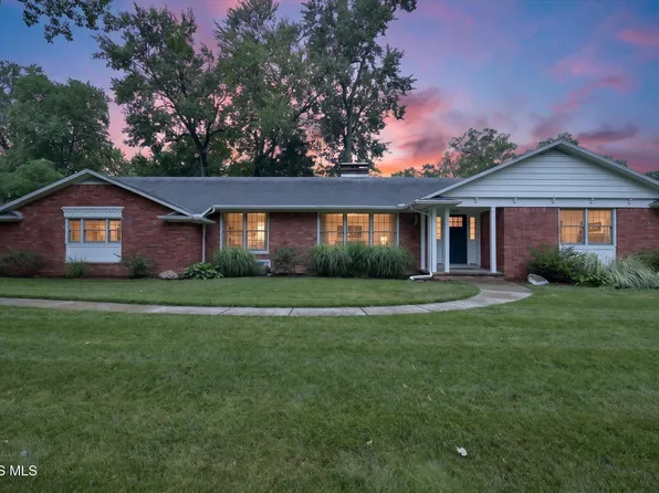 3445 Chapel Dr, Toledo, OH 43615